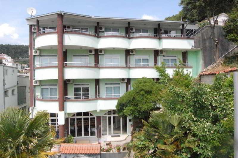 Hotel Hoti Ulcinj Exterior foto
