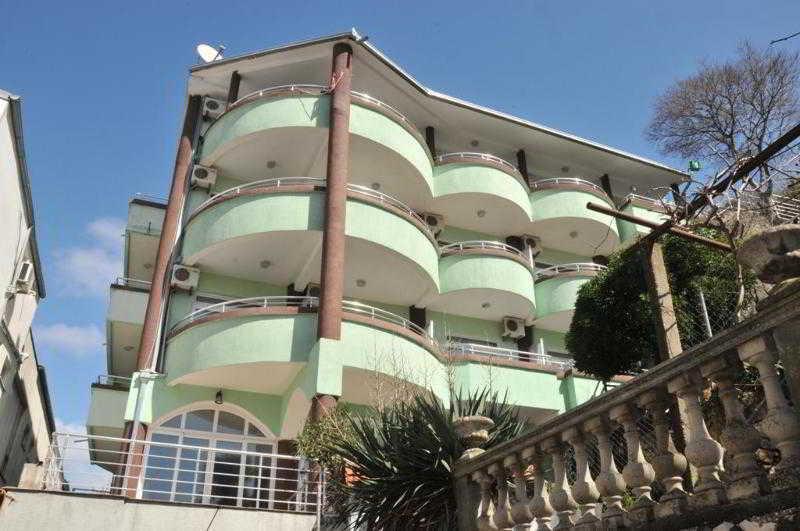 Hotel Hoti Ulcinj Exterior foto