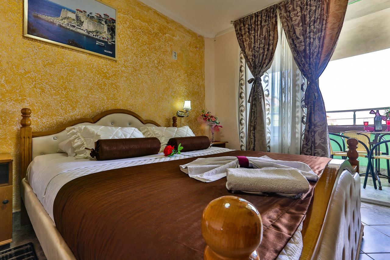 Hotel Hoti Ulcinj Exterior foto
